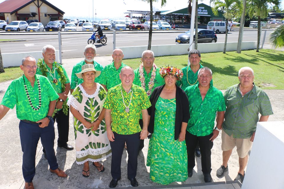Cook Islands Party candidates together